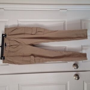 Khaki stretchy cargo pants